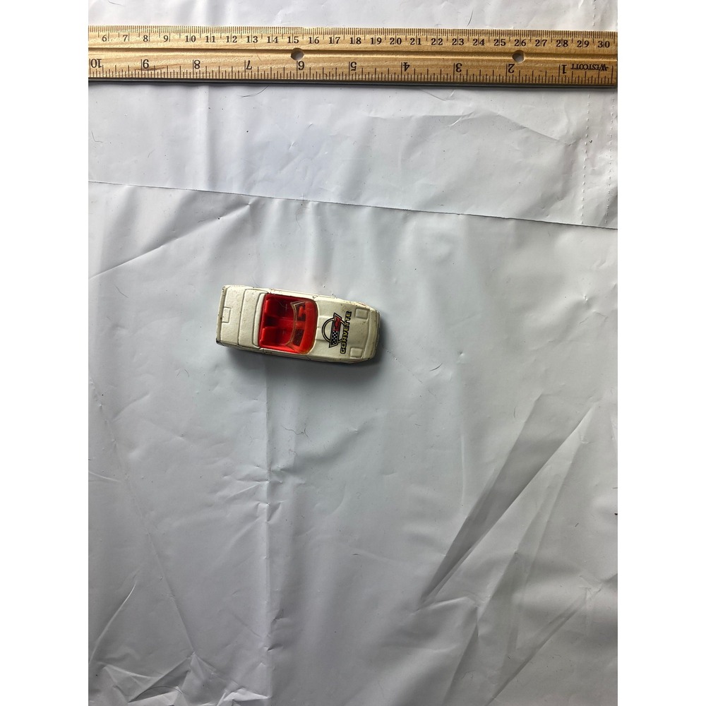 White Corvette‎ Diecast Toy Car Red Interior